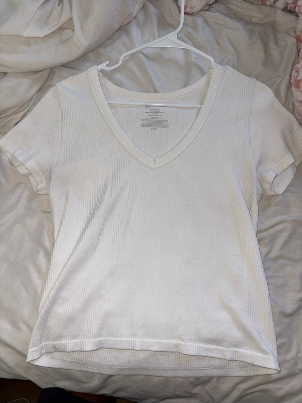 Classic White V-Neck Ribbed Tee (Slim fit)